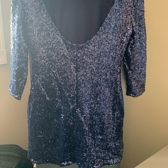 Navy Tobi Sequin 3/4 Sleeve Bodycon Dress - Picture 5 of 6